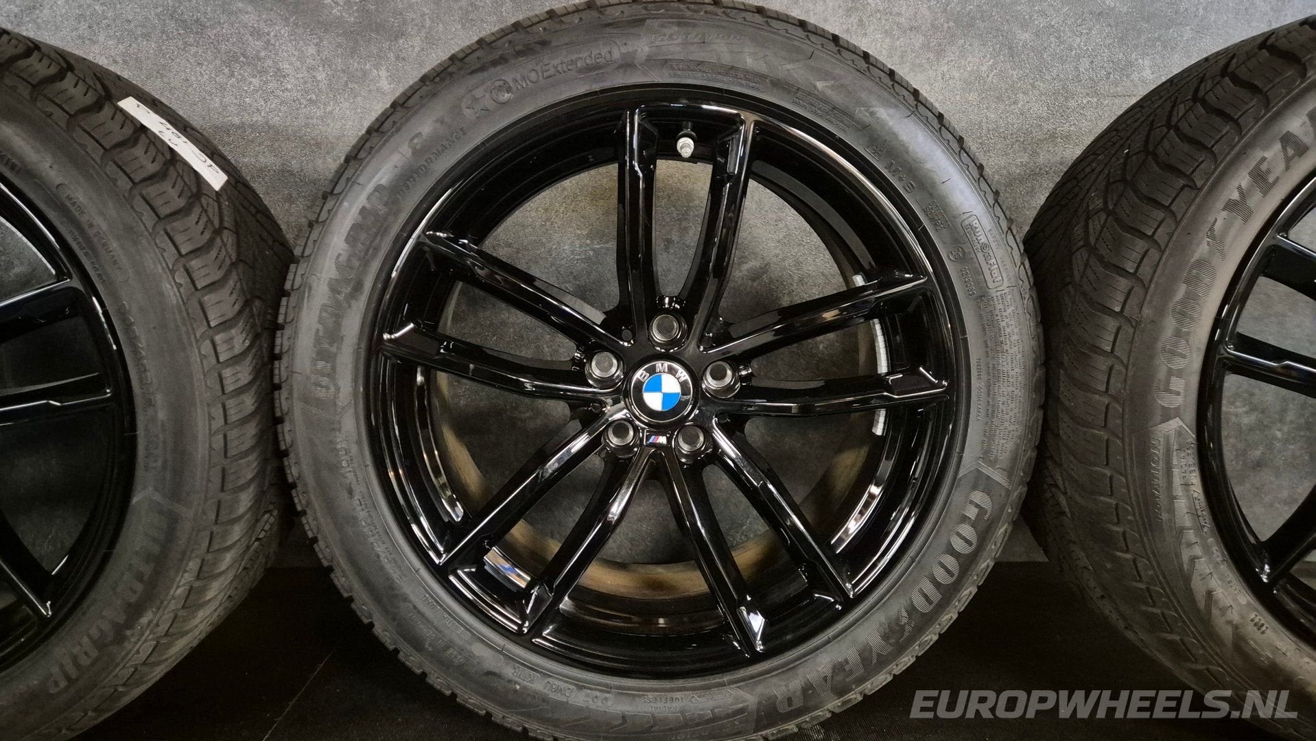 18 inch BMW i4 G26 5 Serie G30 662M velgen winterbanden, 18 inch, -, -, Banden en Velgen