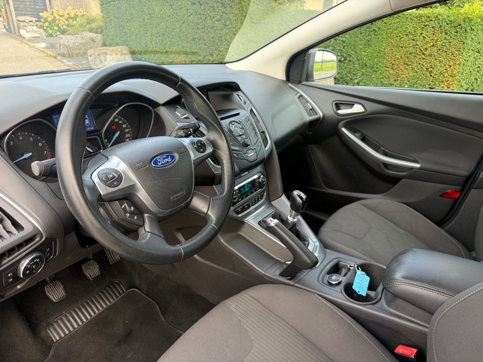 Foto 7 van Ford Focus 1.0 Ecoboost 92KW Wagon 2014 Grijs