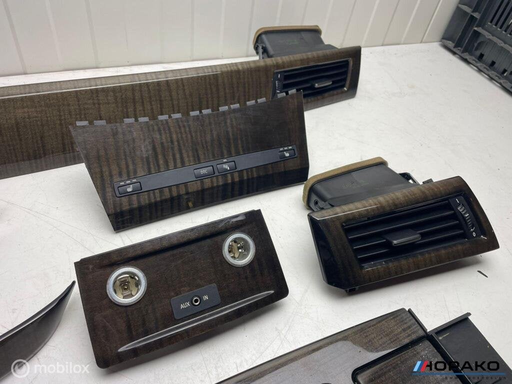 Interieurlijsten set BMW 5 serie E60 E61 hout / walnoot, Auto-onderdelen, Gebruikt, Einsteinlaan 5 rijswijk, Bmw, Ophalen of Verzenden