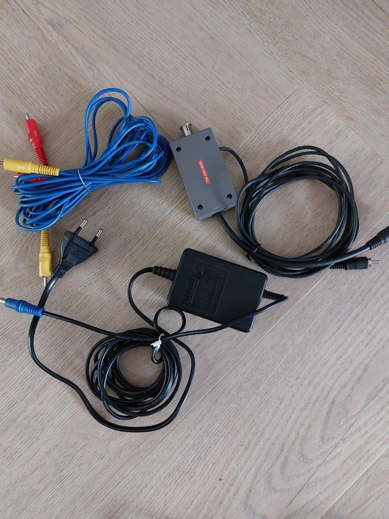 Originele Nintendo nes aansluitkabels en ac adapter, 1 speler, Ophalen of Verzenden, Avontuur en Actie