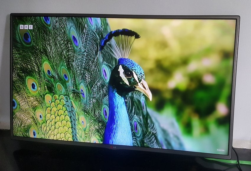 LG TV 42LB561V haarscherp beeldkwaliteit, energielabel A+, Audio, Tv en Foto, Vintage Televisies, Ophalen, Zo goed als nieuw, 100 cm of meer