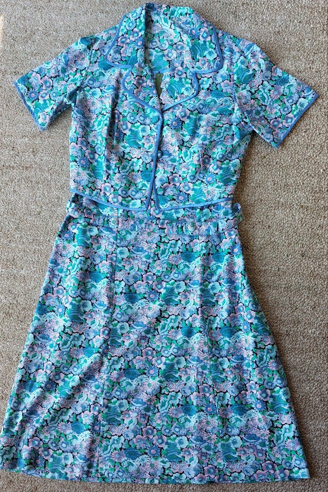 Zomerjurk z. mouwen met kort hesje, mt 40, gebloemde stof, Kleding | Dames, Maat 38/40 (M), Meerkleurig, Ophalen of Verzenden