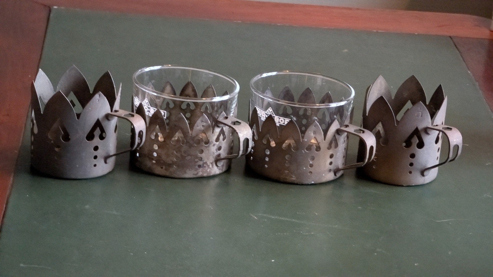 Set van 4 antieke glazen theekopjes met metalen houders, Ophalen of Verzenden
