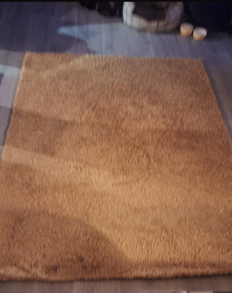 Vloerkleed 140 bij 200 cm, goudkleurig, Ophalen, 100 tot 150 cm, Laagpolig, 200 cm of meer