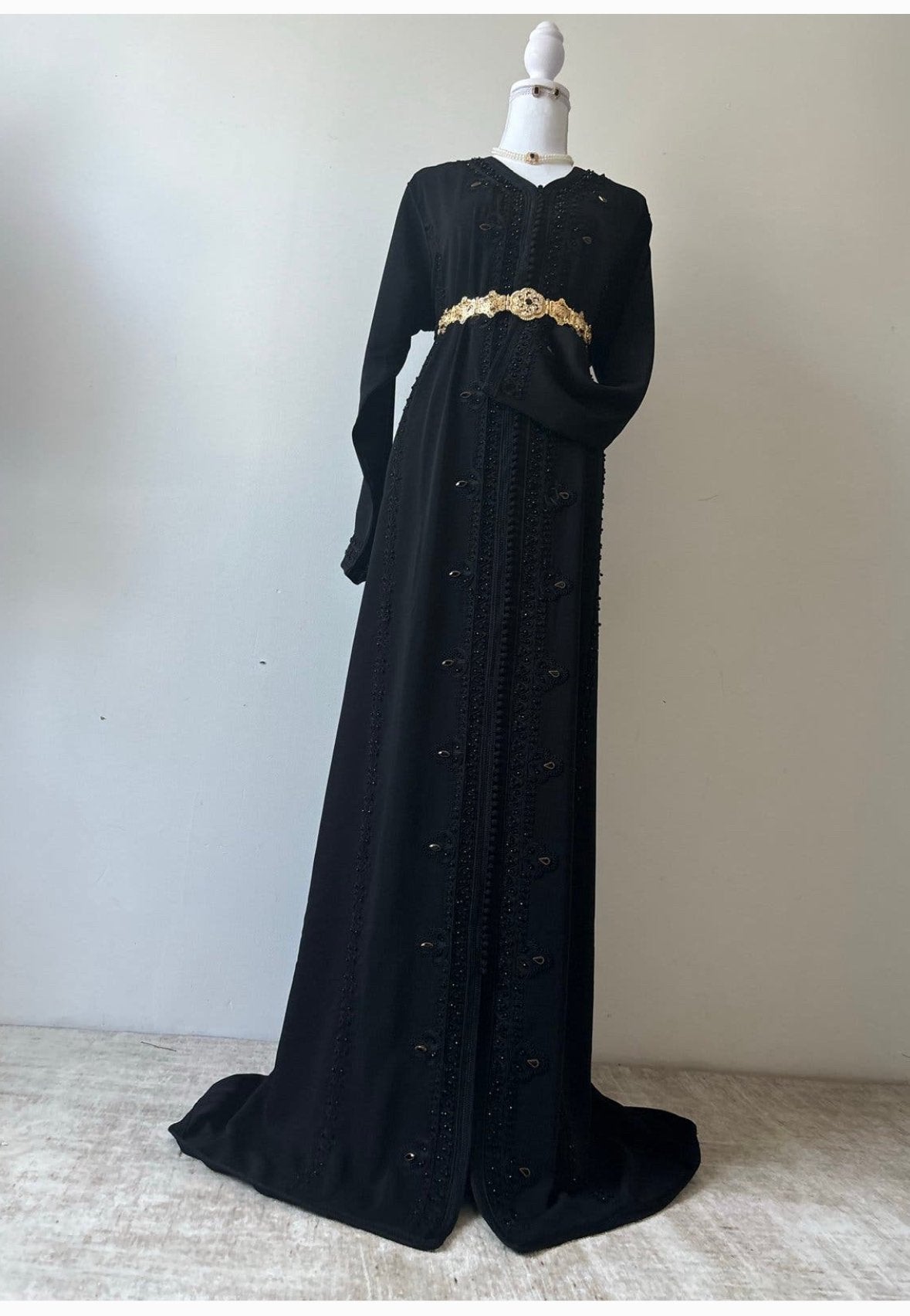 Kaftan te HUUR, Overige typen, Zwart, Zo goed als nieuw, Ophalen