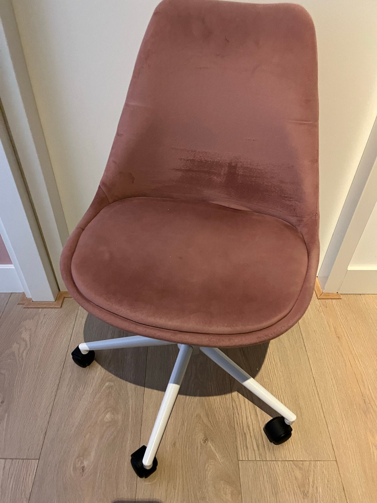 Roze bureaustoel met wieltjes, Ophalen, Gebruikt, Roze, Bureaustoel