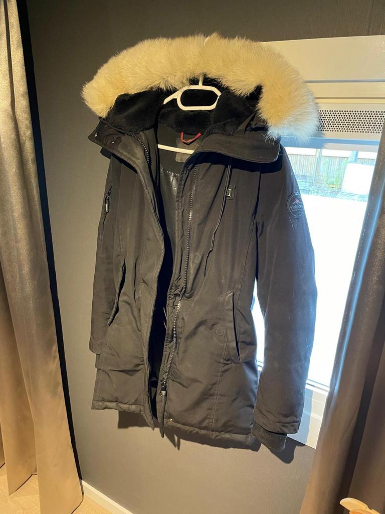 Aangeboden Helvetica winterjas dames met verwarming, maat S, Ophalen of Verzenden, Zo goed als nieuw, Maat 36 (S), Zwart