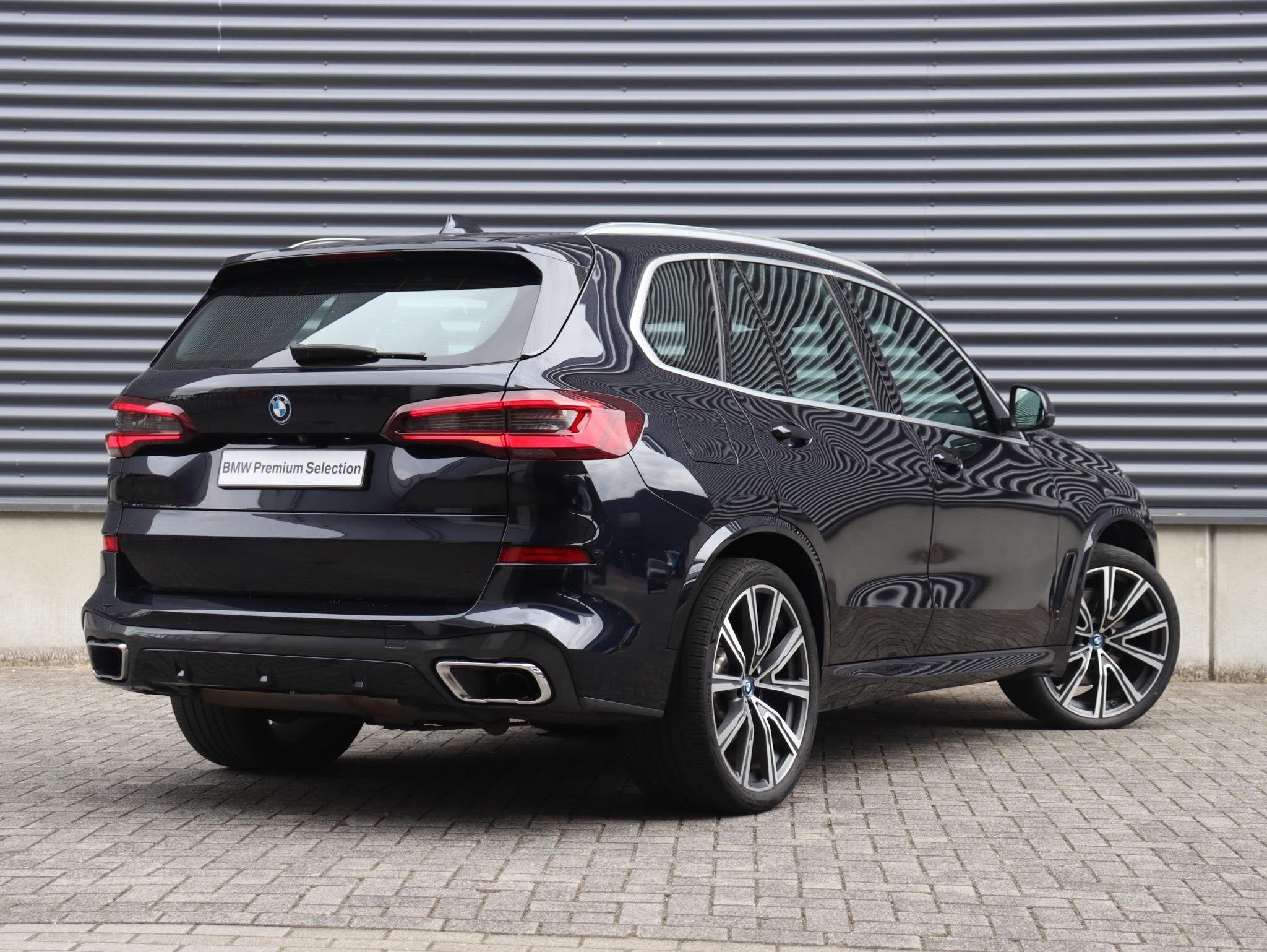 BMW X5 xDrive45e | High Executive | M Sportpakket | Panodak, Auto's, Gebruikt, 394 pk, Met garantie (alle), Stoelverwarming