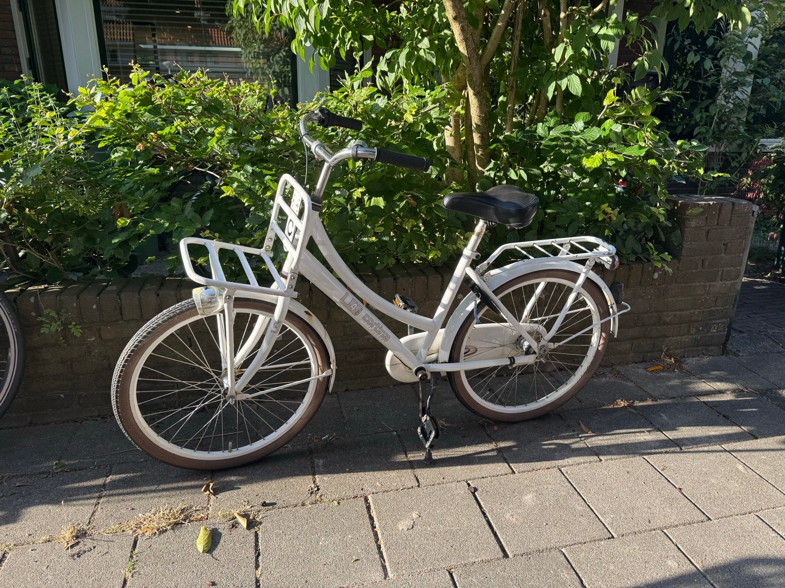 Witte Cortina fiets 24 inch met voordrager en terugtraprem, Ophalen, Gebruikt, 24 inch, Versnellingen