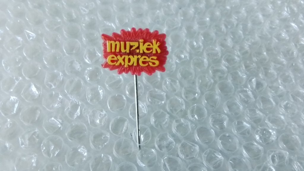 Speldje tijdschrift muziek express, Verzamelen, Ophalen of Verzenden, Zo goed als nieuw, Overige onderwerpen