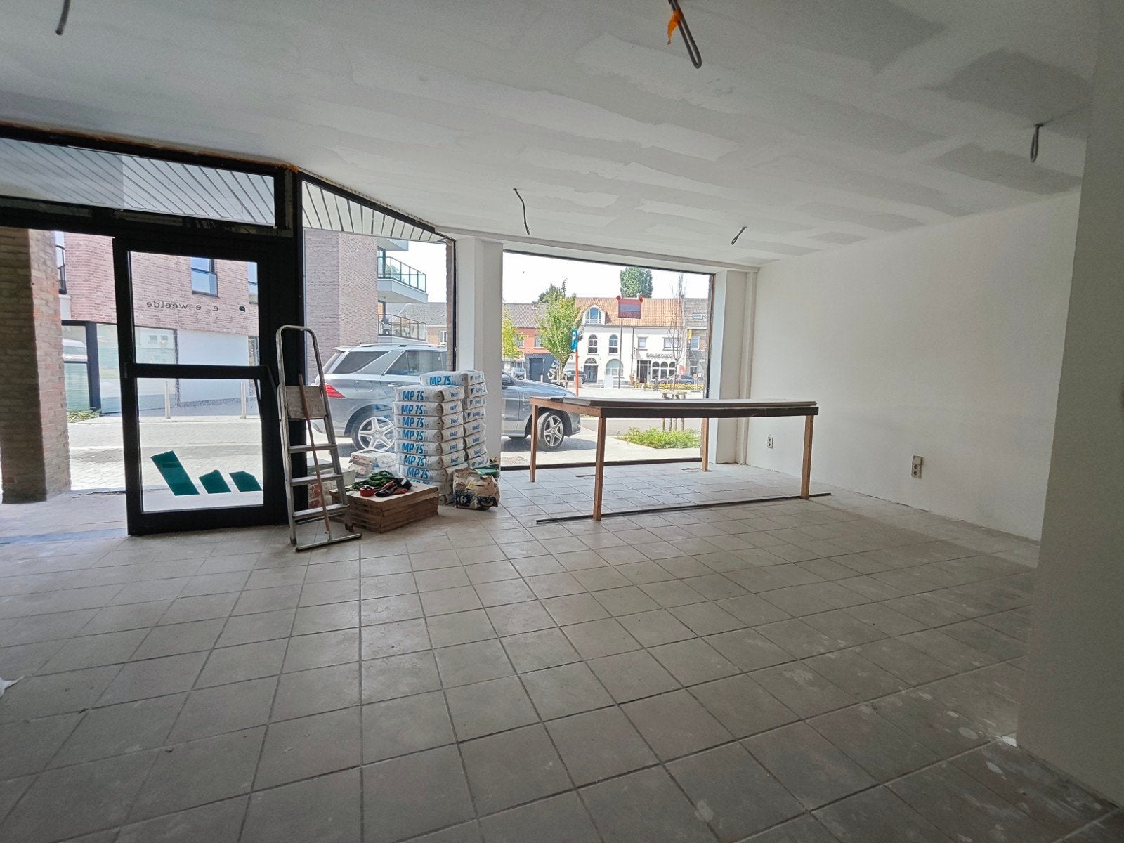 Winkel handel ruimte te huur, Huizen en Kamers, Kamers te huur