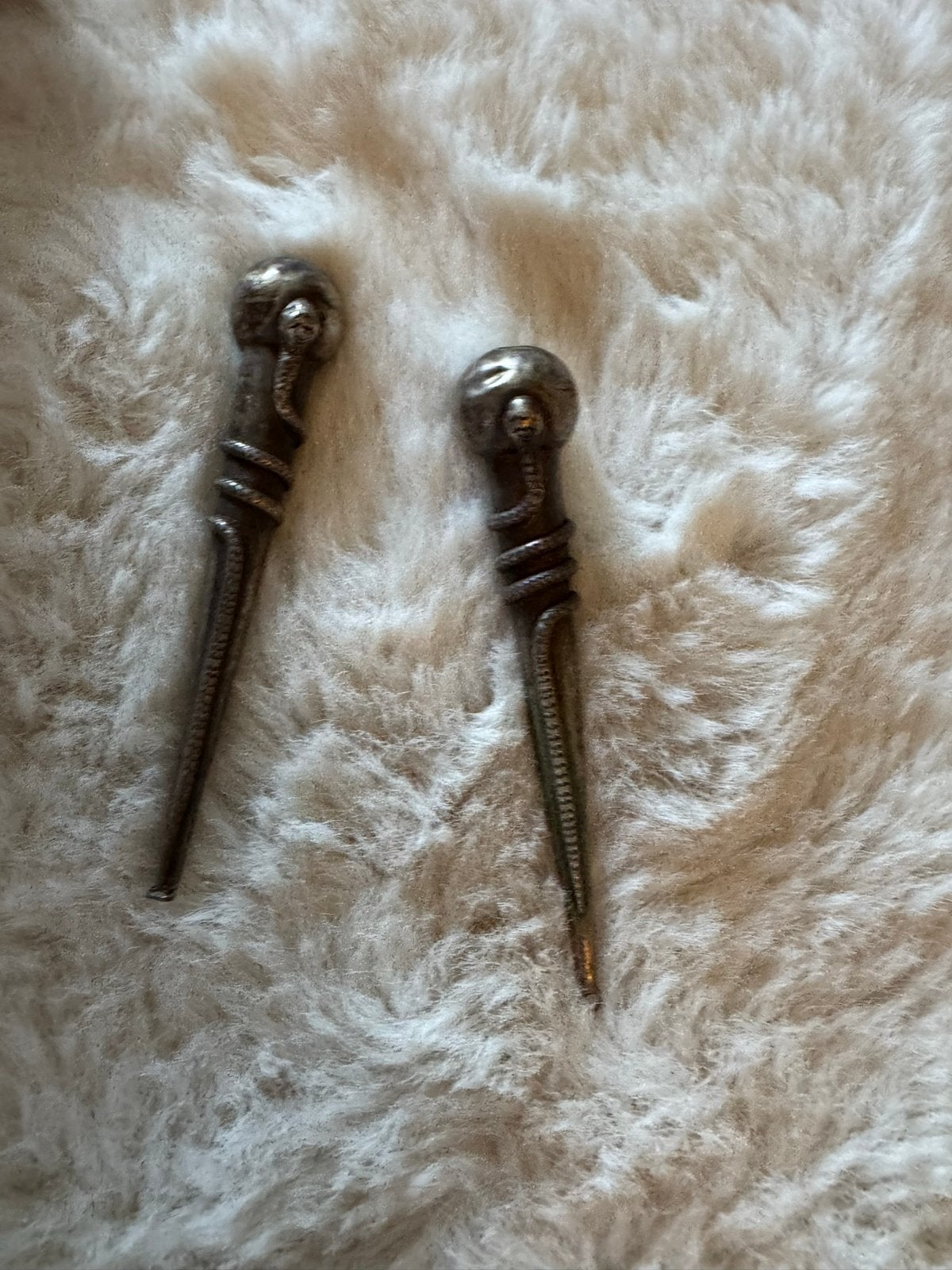 Antieke Zilveren Spelden met Slangenmotief - Tribal/Etnisch, Ophalen of Verzenden, Zilver