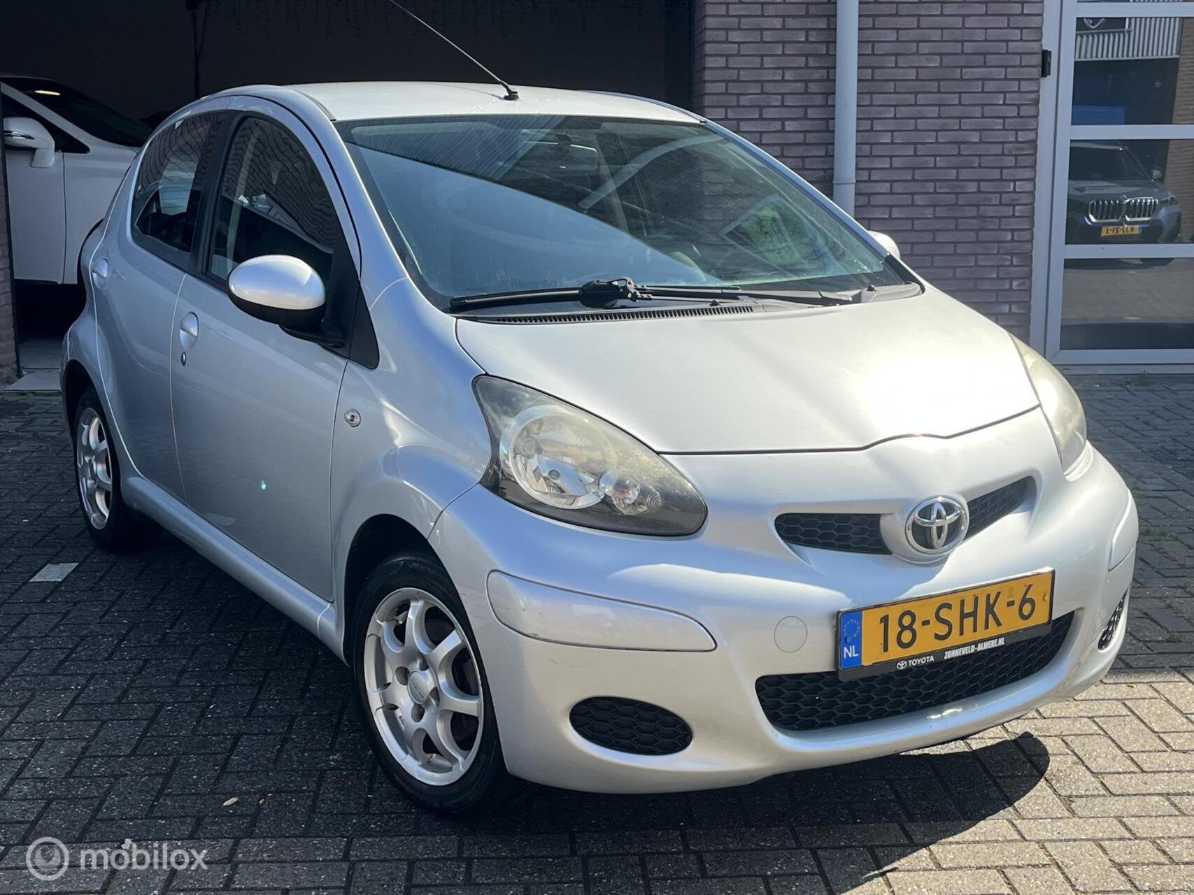 Toyota Aygo 1.0-12V BJ 2011,2de eig,Airco, Nieuwe APK 26-06-, Voorwielaandrijving, Euro 5, Gebruikt, 4 stoelen