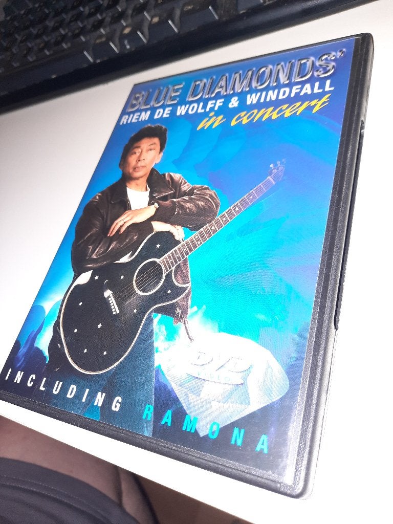 DVD Blue Diamonds Riem De Wol - In Concert, Alle leeftijden, Ophalen, Zo goed als nieuw