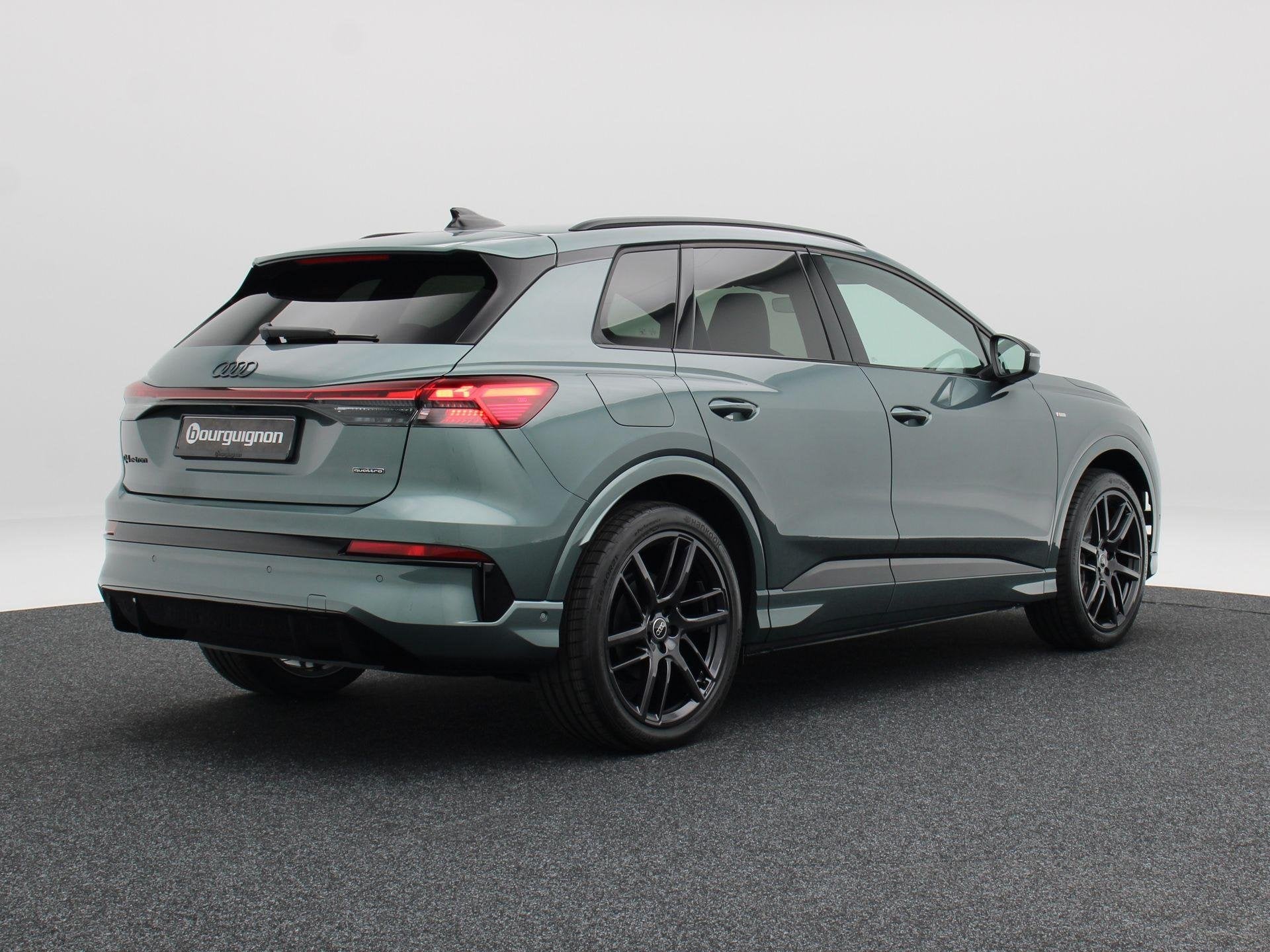 Audi Q4 e-tron S edition quattro performance | 82 kWh | 21 i, Auto's, Audi, 1800 kg, 82 kWh, Automatische klimaatregeling, SUV of Terreinwagen
