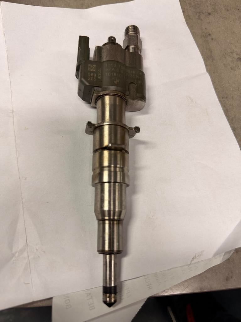 bmw index 8 injector 1353 7589048 08, Ophalen of Verzenden