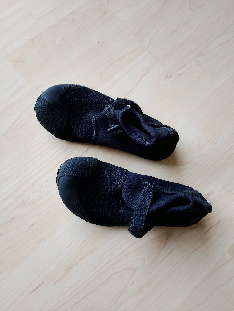Surfschoenen maat 37/38, Tribord, Watersport en Boten, Gebruikt, Zeil- of Surfschoenen, Ophalen of Verzenden, Tribord
