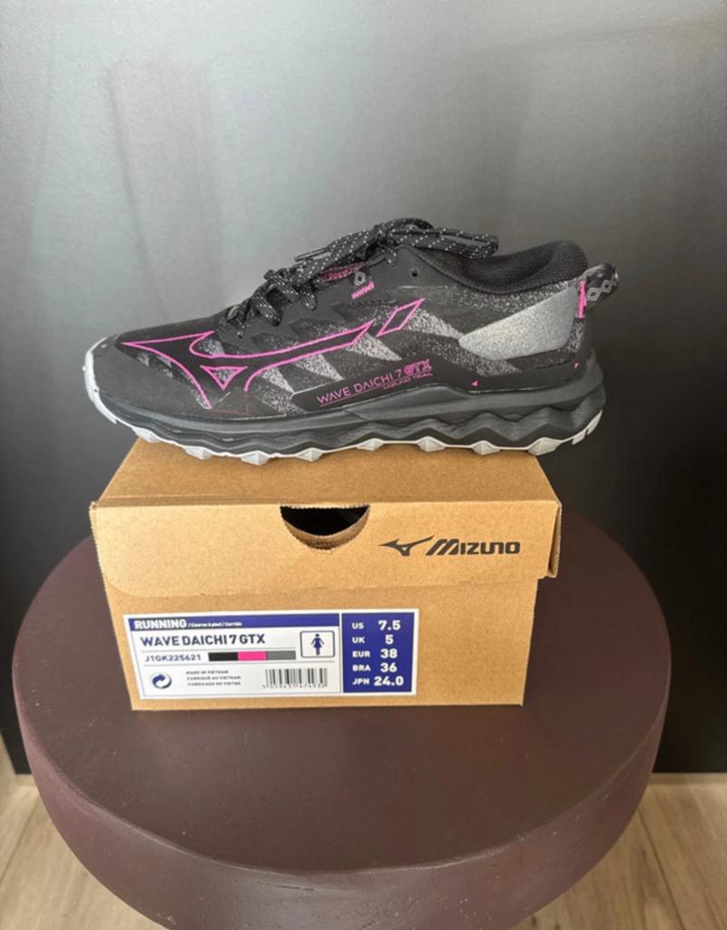 Mizuno wave daichi 7 gtx, dames 38, Nieuw, Ophalen of Verzenden, Sportschoenen, Zwart