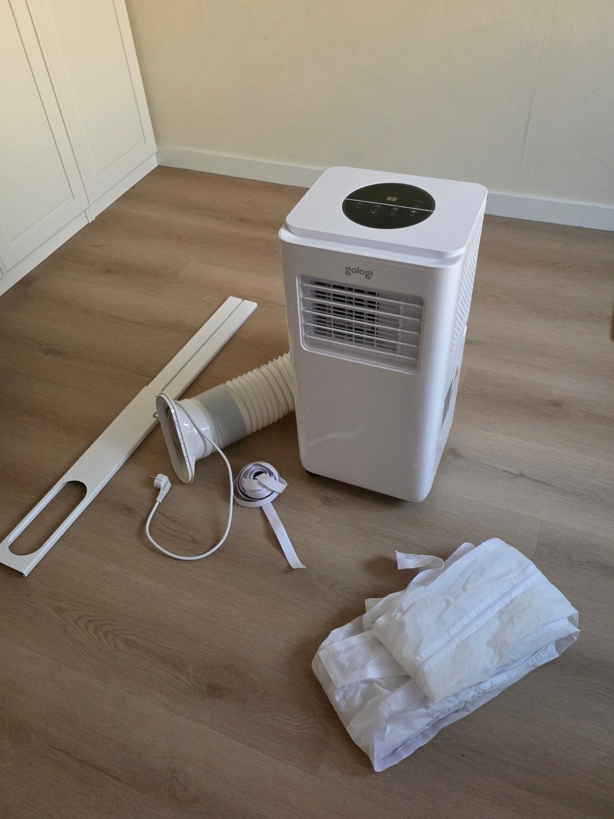 Gologi Mobiele Airconditioner 2600W - Koelen en Ontvochtigen, Witgoed en Apparatuur, Minder dan 60 m³, Timer, 3 snelheden of meer