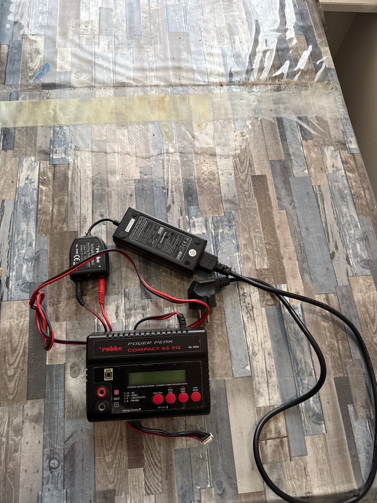 Robbe Power Peak Compact 6S EQ Lader, Ophalen of Verzenden, Gebruikt
