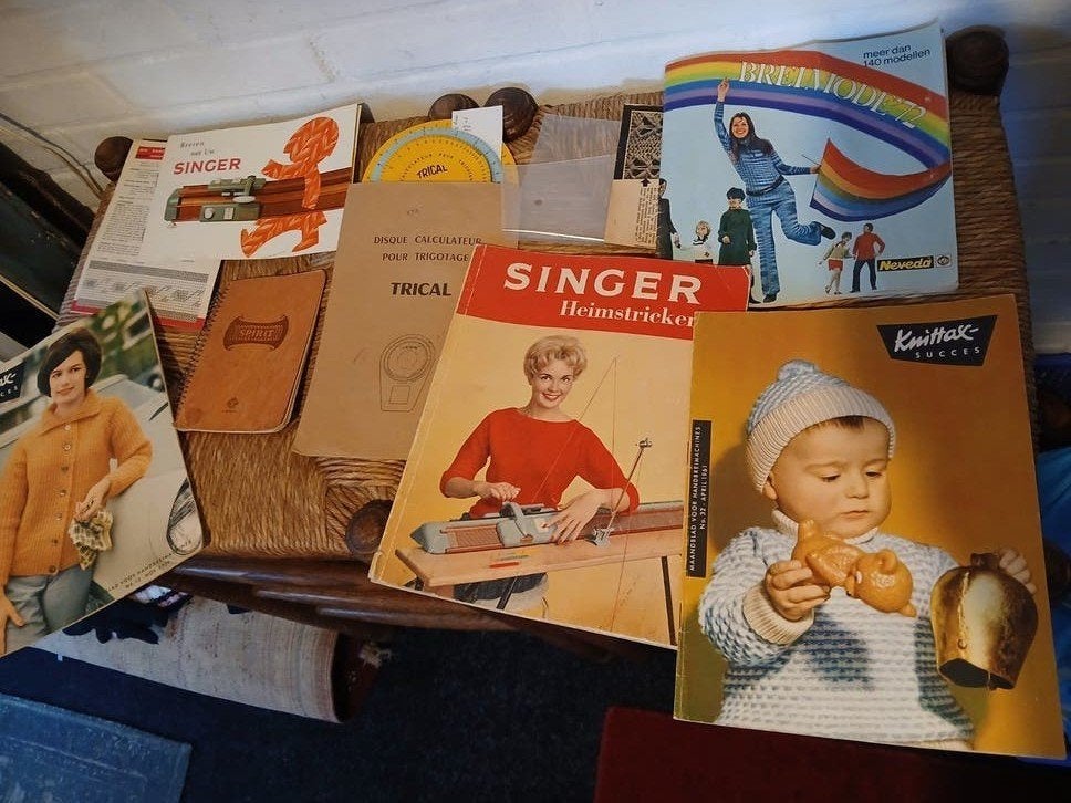 vintage singer breimachine, Hobby en Vrije tijd, Ophalen, Zo goed als nieuw, Breien, Machine