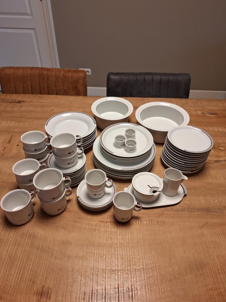 Te koop t.e.a.b.: Servies Royal Mosa Holland, Ophalen, Gebruikt, Overige stijlen, Porselein