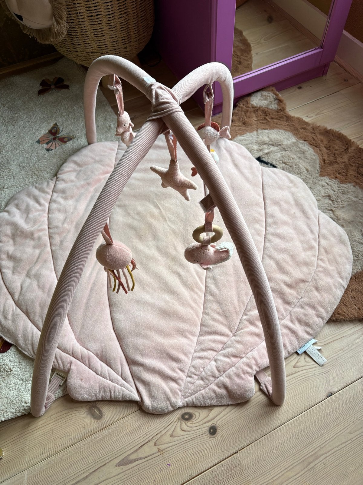 Roze speelkleed met babygym en speeltjes, Ophalen of Verzenden, Gebruikt, Speelkleed