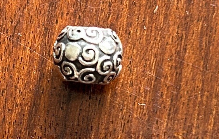 Zilveren Pandora bedel, swirls and dots, Verzenden, Pandora, Zo goed als nieuw, 1 bedel