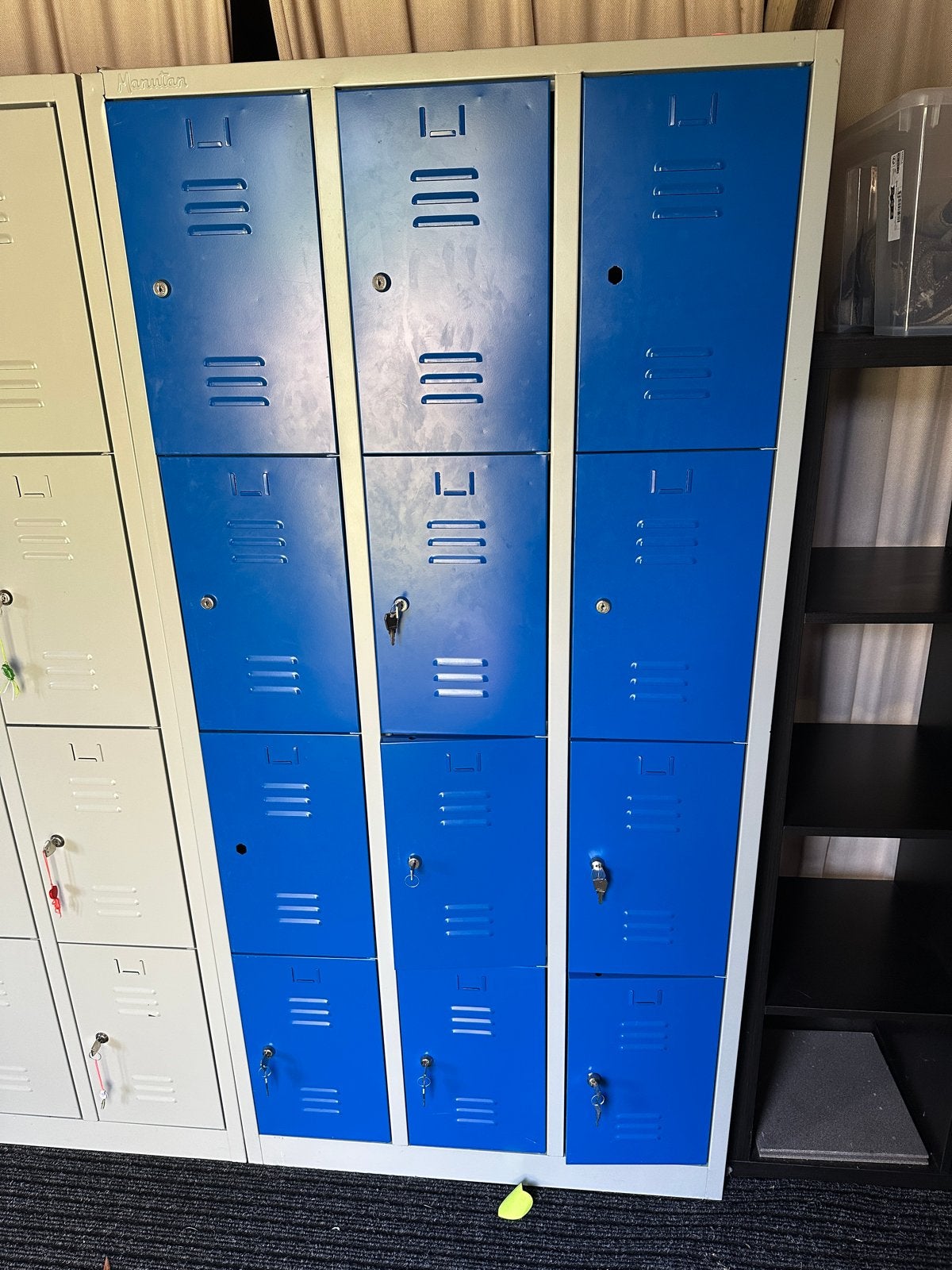 Lockerkast Manutan, Ophalen, Gebruikt, Modern
