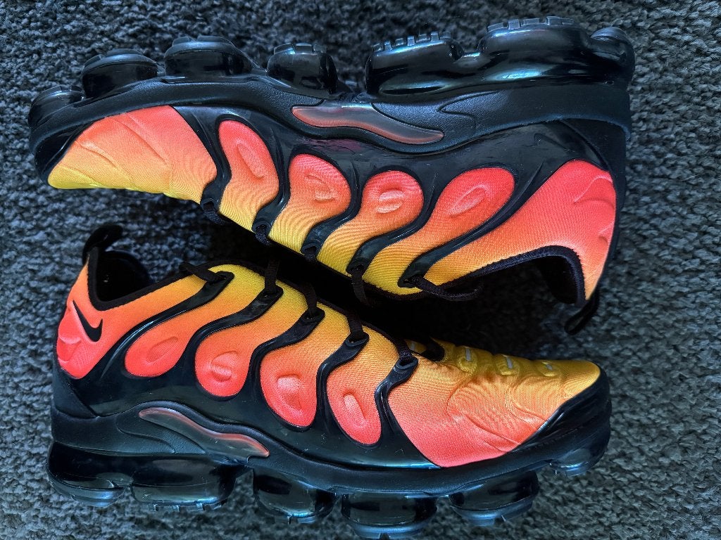 Nike Air VaporMax Plus (Black/Orange/Crimson) (US13/EU47.5), Kleding | Heren, Schoenen, Zwart, Nike, Ophalen of Verzenden, Sneakers of Gympen