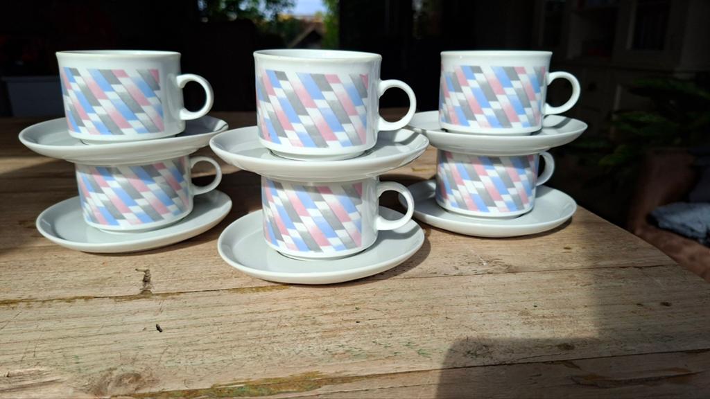 6 Vintage Eversberg Kop en Schotels - Jaren 80 Memphis Stijl, Ophalen of Verzenden