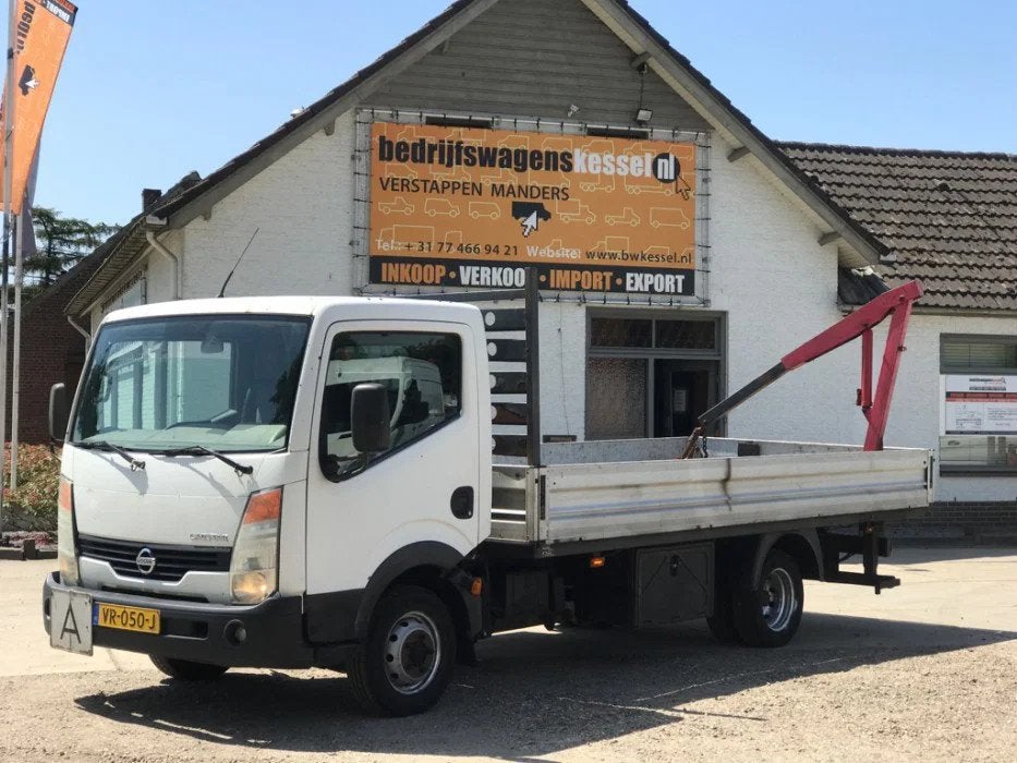 Nissan Cabstar E 130.35 2.5 DCI open laadbak Pritsche kraan, Gebruikt, 4 cilinders, Wit, Bedrijf
