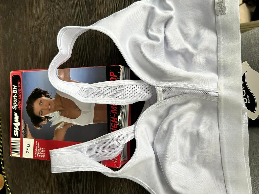 Nieuwe witte sport bh, Kleding | Dames, Sportkleding, Ophalen of Verzenden, Nieuw, Wit, Fitness of Aerobics