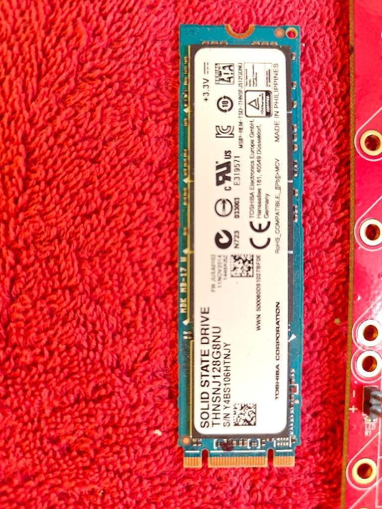 Toshiba 128GB M.2 SSD THNSNJ128G8NU, Computers en Software, Intern, Toshiba, SSD, 128 GB