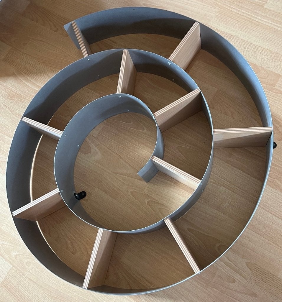 Wandmeubel, slakkenhuis-vormig, mooi design, Huis en Inrichting, Ophalen, Gebruikt