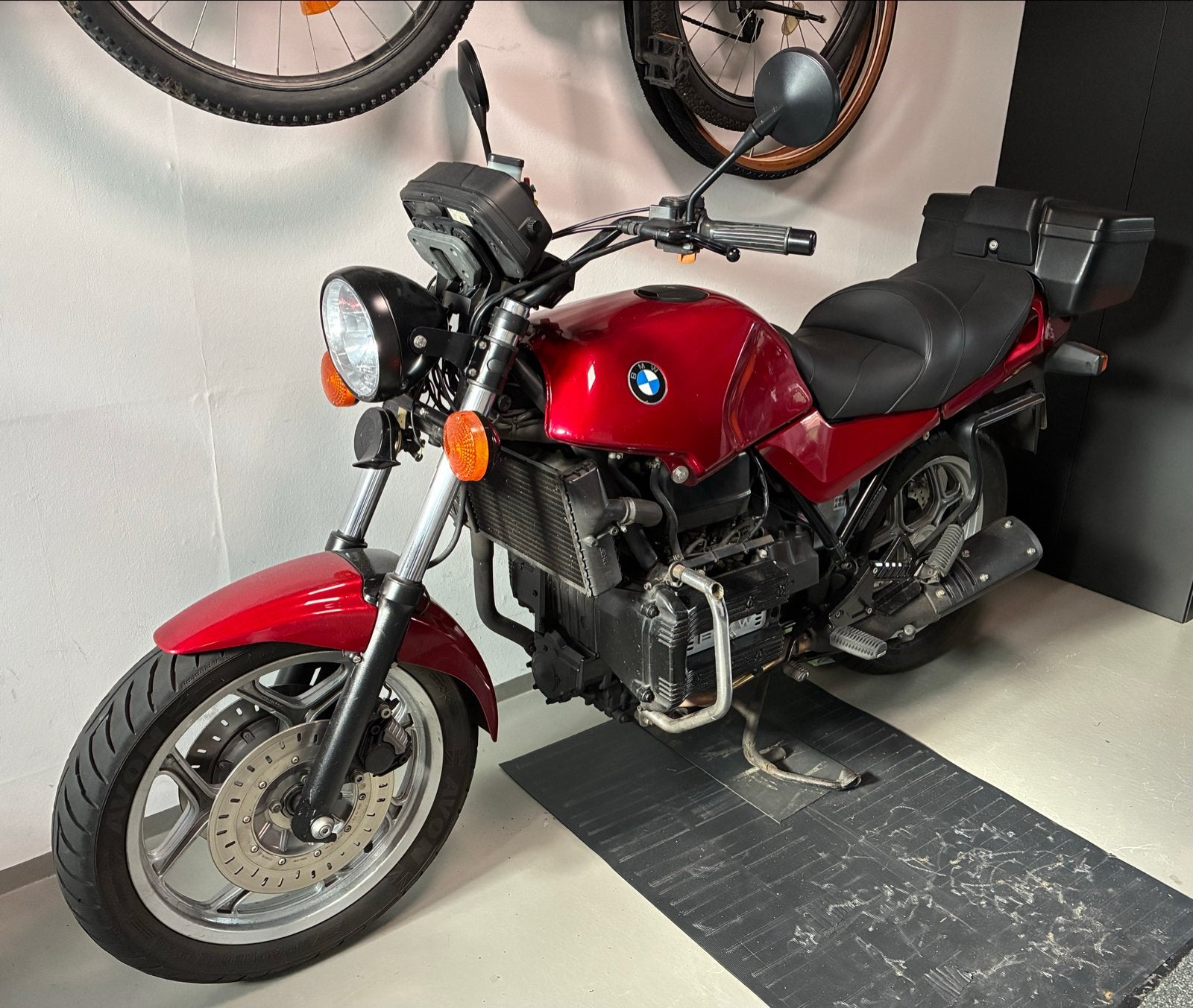 BMW K75 in nette staat met Bagster zadel, Motoren, Cardan-aandrijving, Gebruikt, 3 cilinders, Particulier