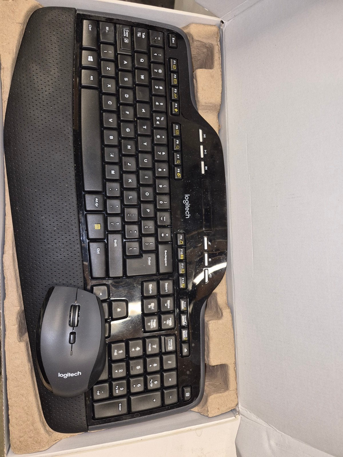 Logitech MK710 Draadloos Toetsenbord & Muis, Computers en Software, Gebruikt, Ergonomisch, Logitech, Ophalen of Verzenden