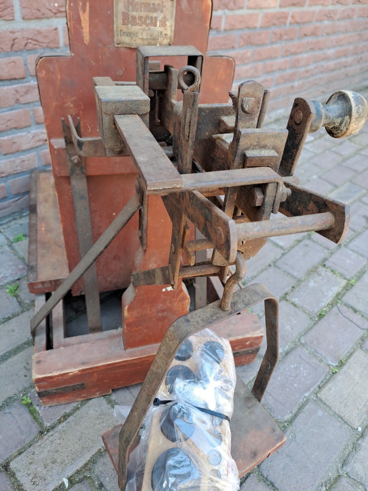 Bascule normaal met gewichten., Ophalen