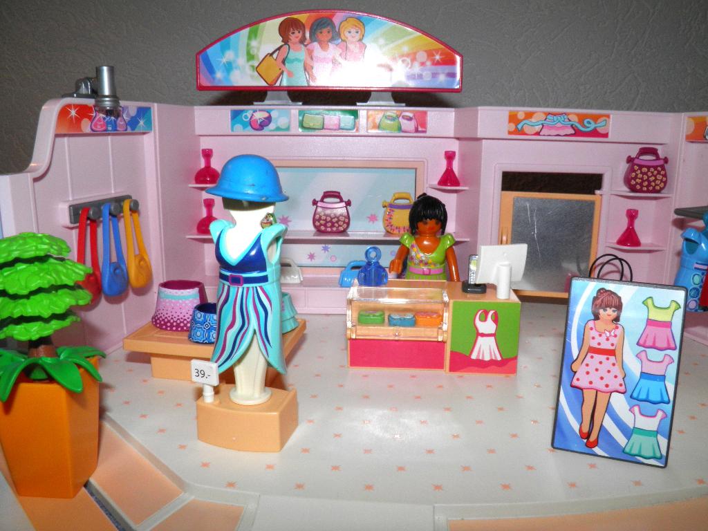 Playmobil winkelgalerij .Met sport- dieren en kledingwinkel., Ophalen of Verzenden, Zo goed als nieuw