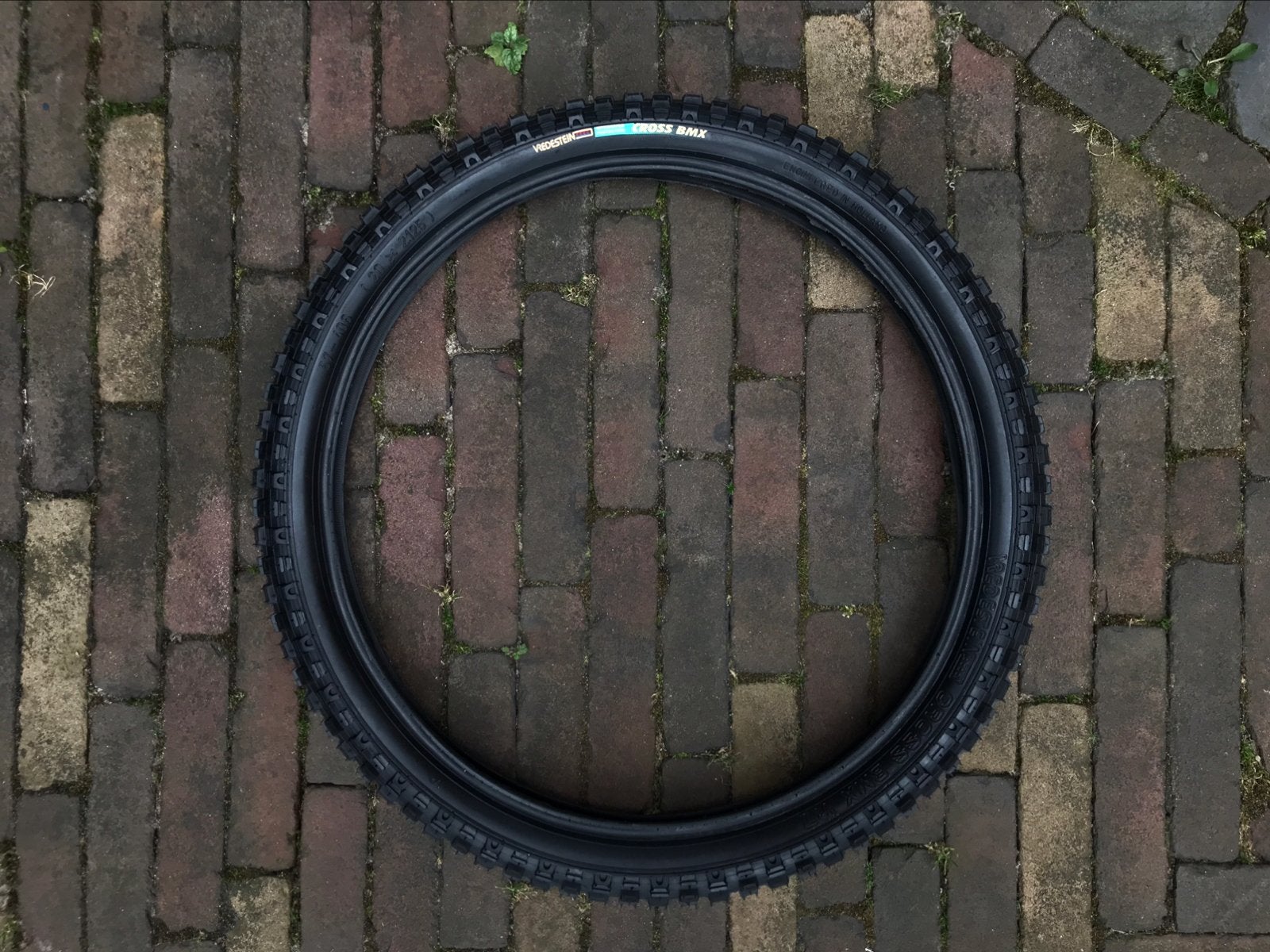 Vredestein Cross BMX VR7 Crossfiets 20 inch 20”x2.125” band, Fietsen en Brommers, Band, Ophalen of Verzenden, Raleigh Peugeot Batavus