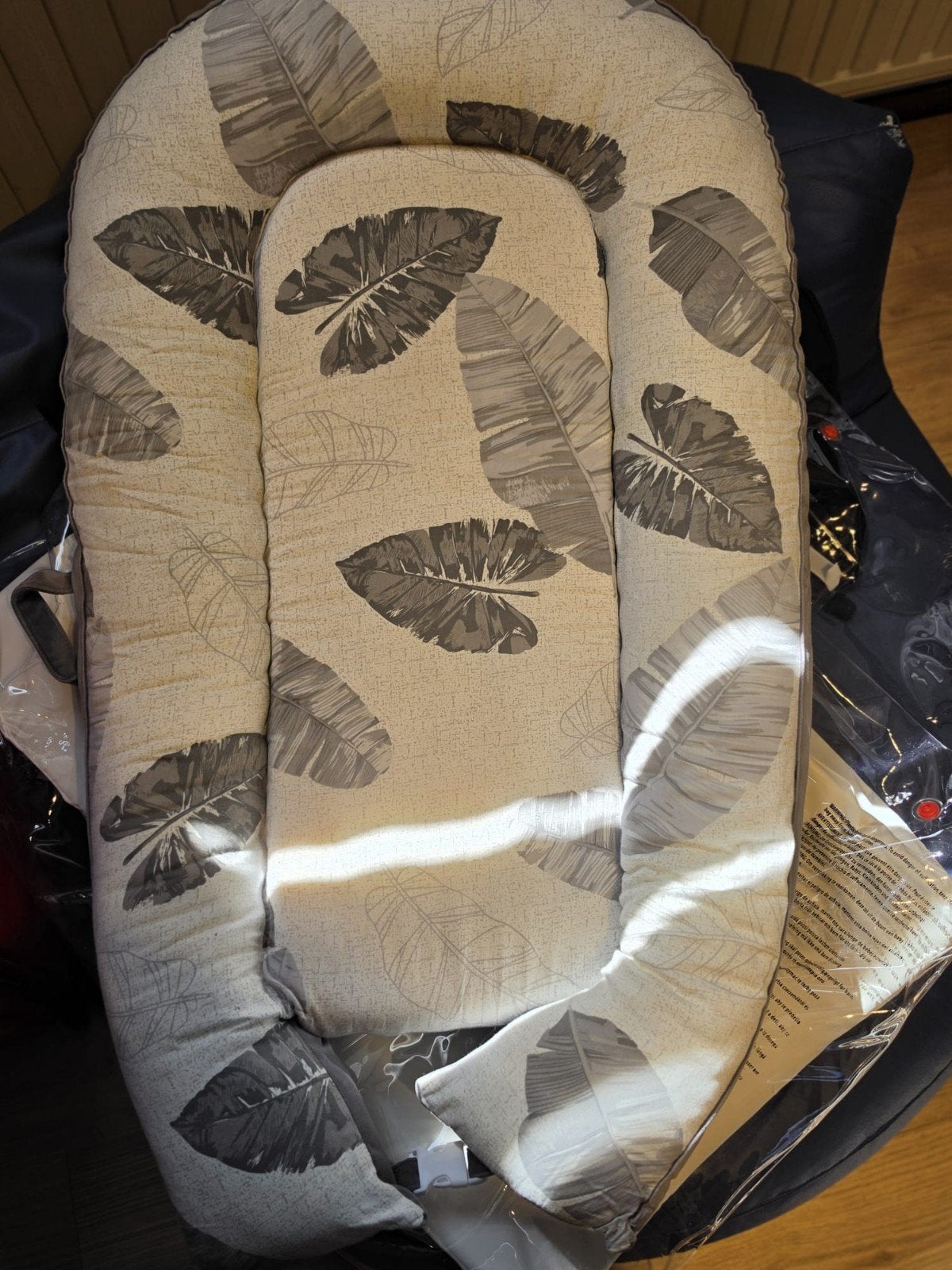 Comfortabel babynestje met bladerenprint, Ophalen