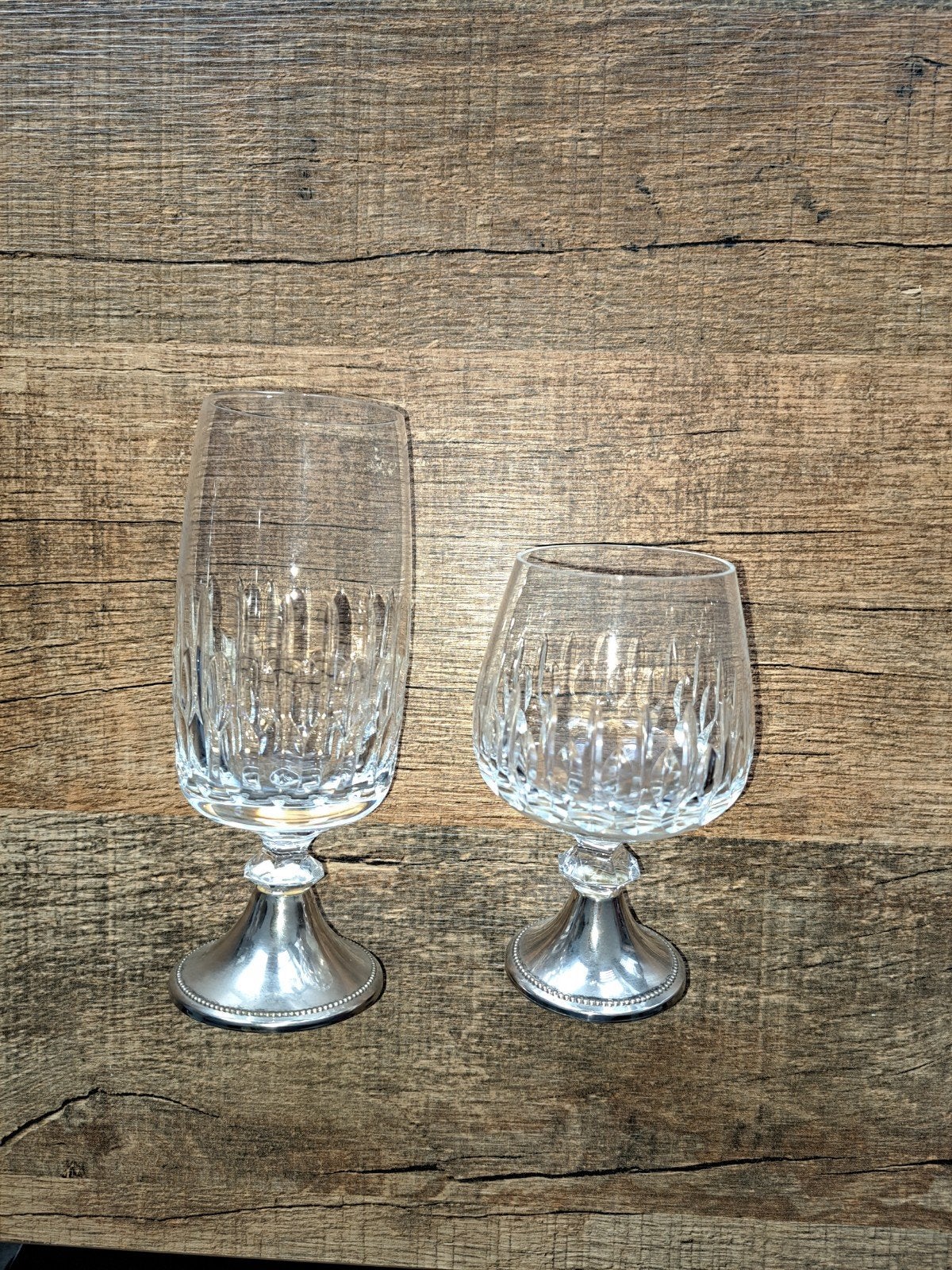 Set van 2 kristallen glazen met verzilverde voet, Ophalen