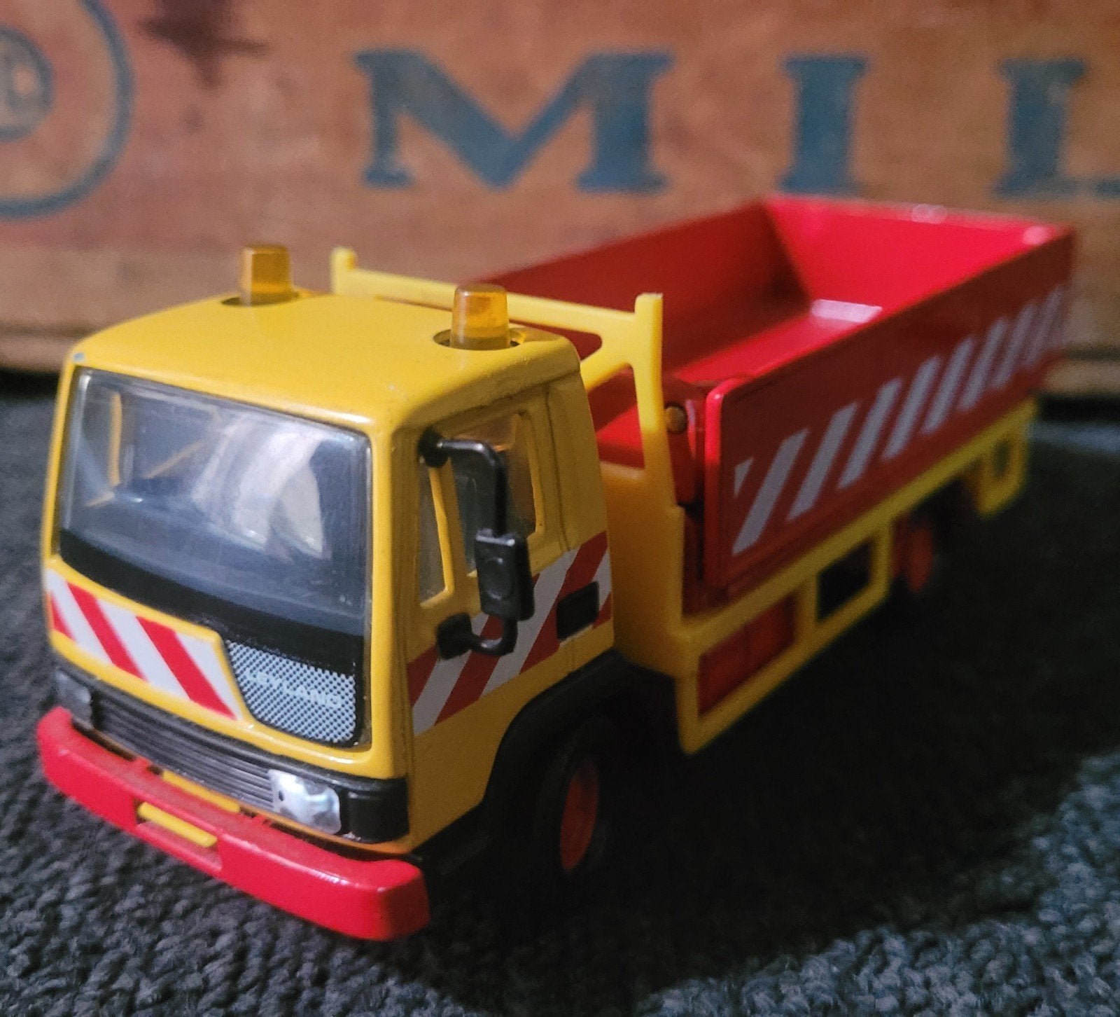 Matchbox Superkings Leyland K150, Hobby en Vrije tijd, Modelauto's | Overige schalen, Ophalen of Verzenden, Zo goed als nieuw