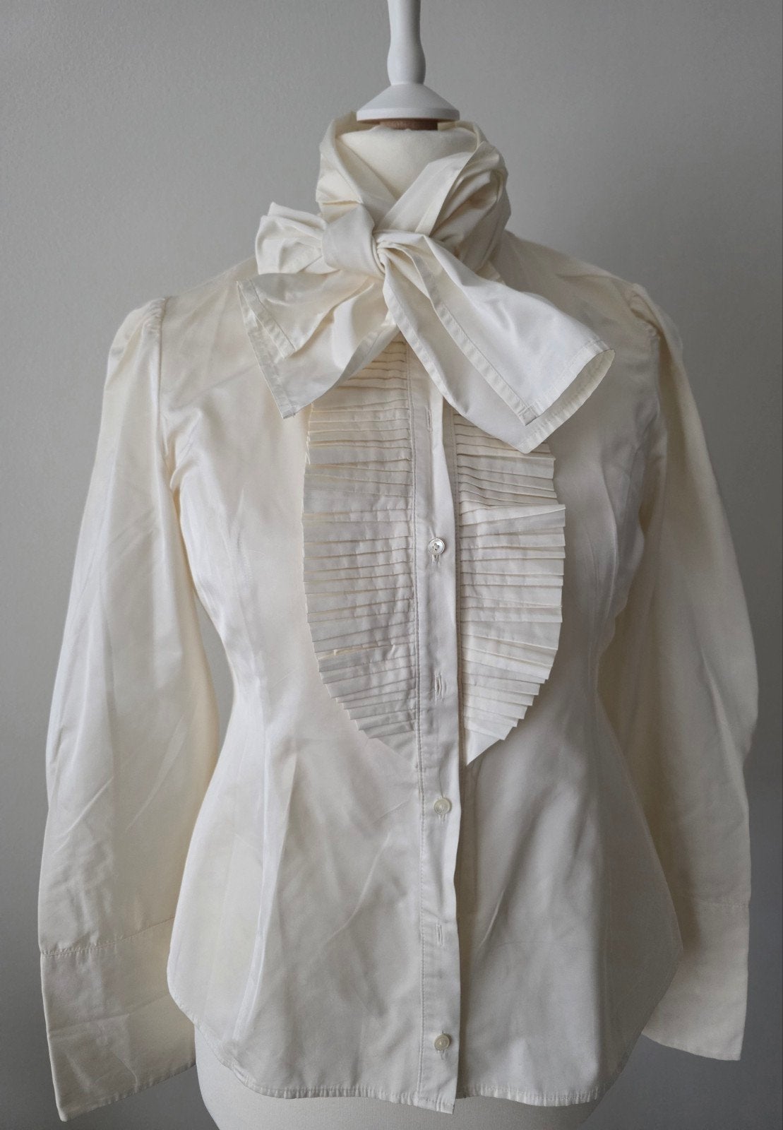 Elegante Crèmekleurige Blouse met Strik en Ruches, Kleding | Dames, Blouses en Tunieken, Beige, Maat 42/44 (L), Ophalen of Verzenden