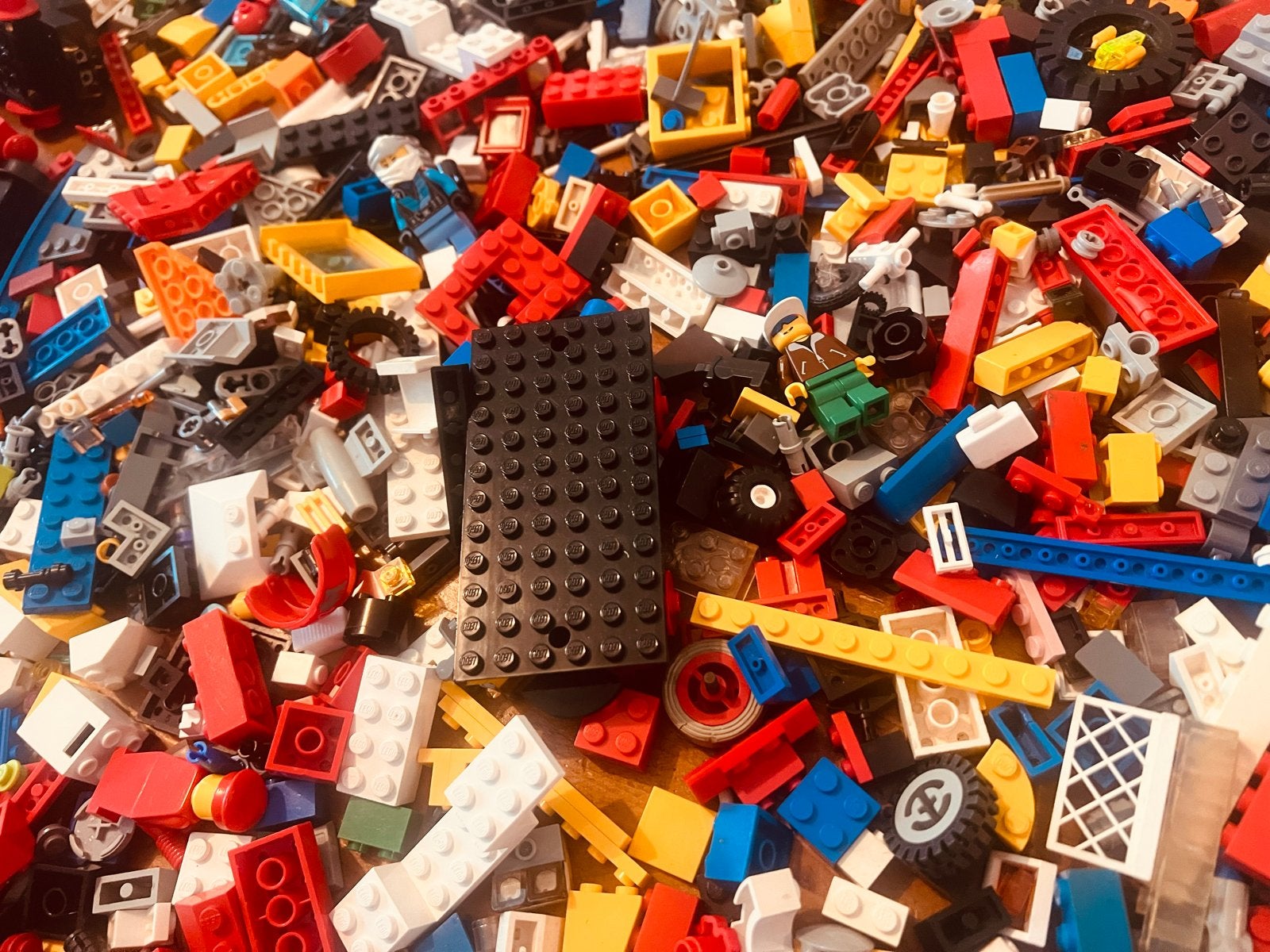 Foto 16 van Grote partij gemengde LEGO stenen en onderdelen