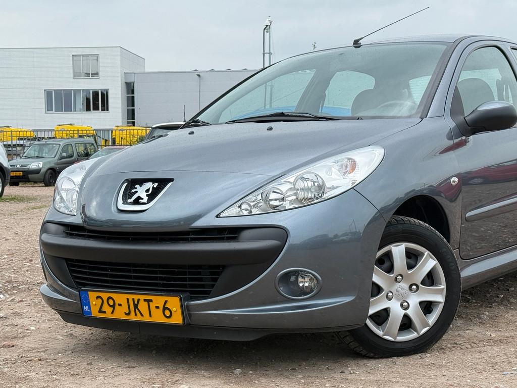 Peugeot 206 + 1.4 XS/ LAAG KM, Voorwielaandrijving, 206+, 31 €/maand, 4 cilinders