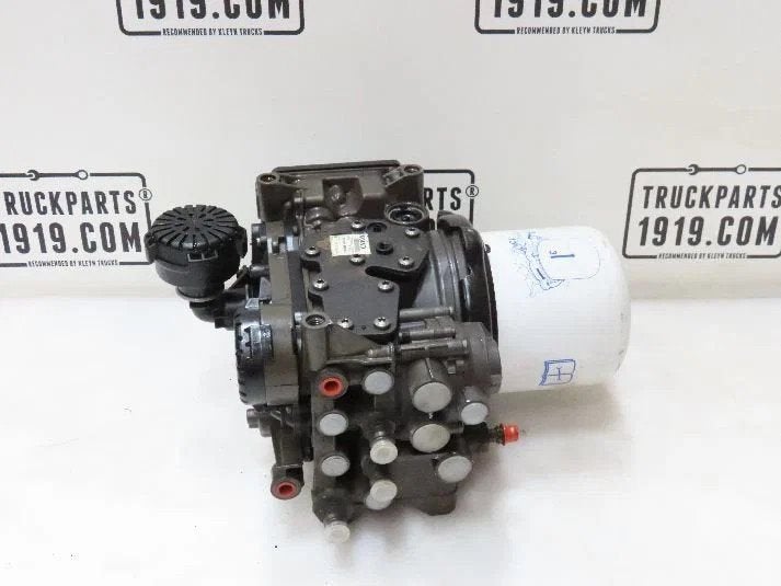 Knorr-Bremse 23779943 Luchtdroger unit, Ophalen, Gebruikt