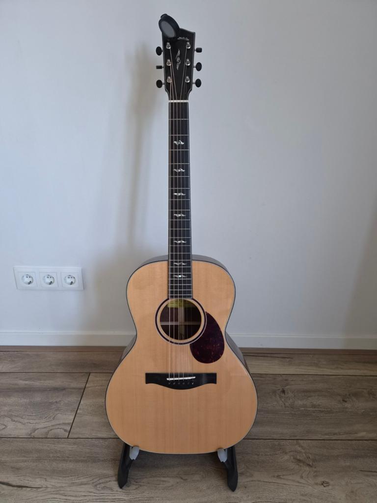 Prachtige Eastman L-OOS-QS Luthier series, Muziek en Instrumenten, Snaarinstrumenten | Gitaren | Akoestisch, Ophalen of Verzenden