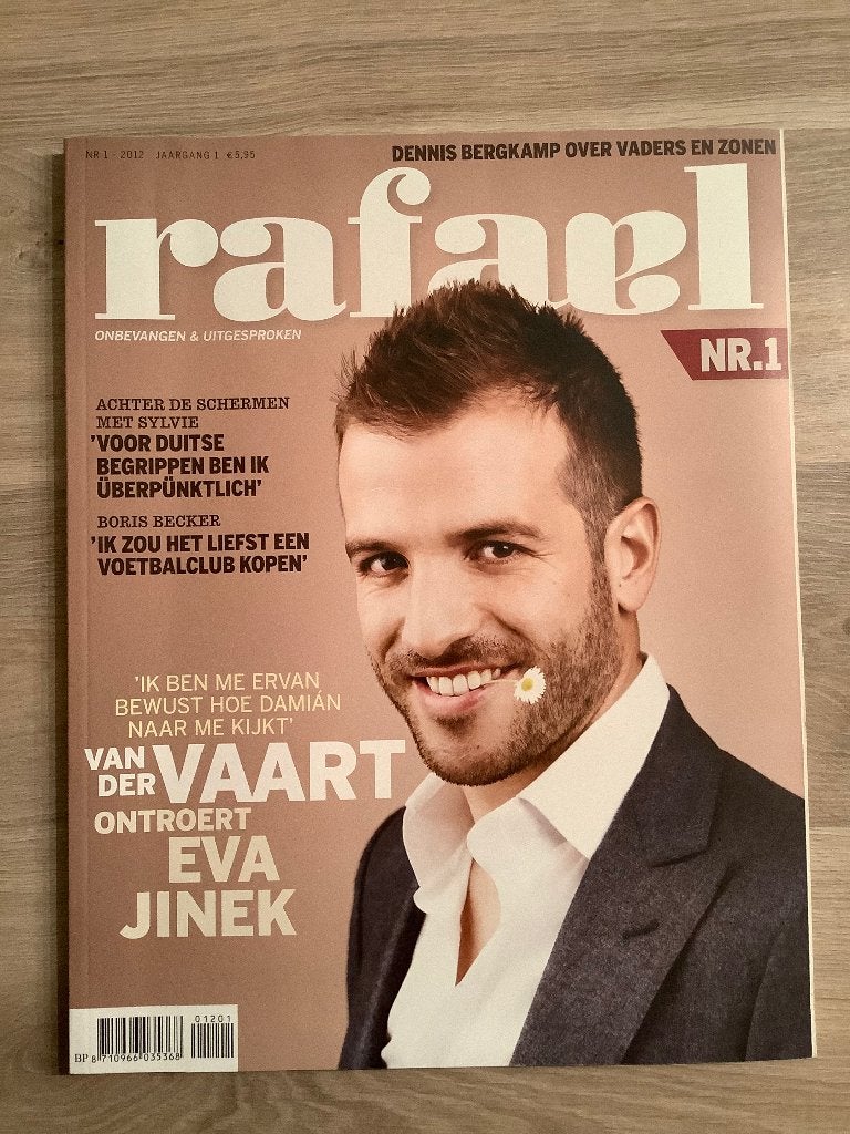 Magazine Rafael van der vaart nummer 1 (2012), Ophalen of Verzenden, Zo goed als nieuw, Overige binnenlandse clubs, Boek of Tijdschrift