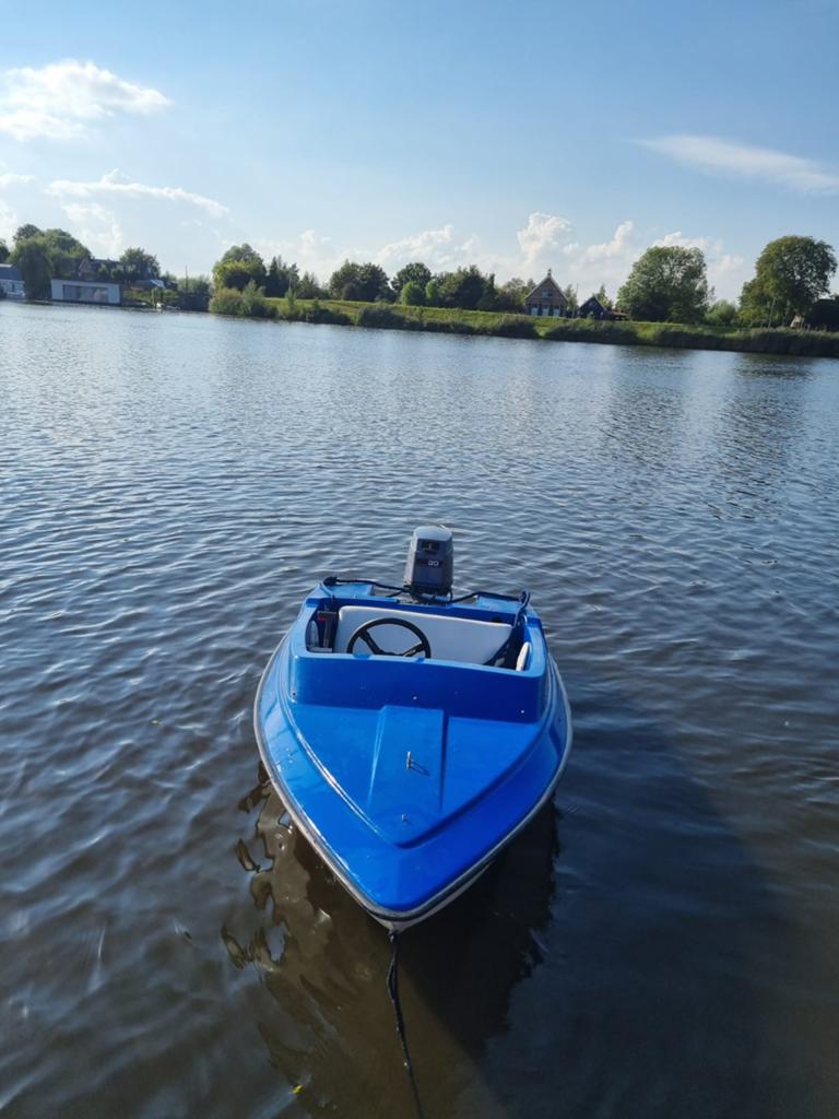 Leuke speedboot met 30 pk motor, Gebruikt, Trailer, Speedboot, Benzine